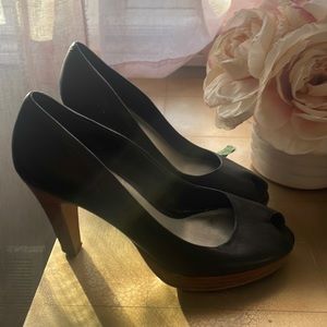 Loft heels.. peep Toe perfect for dresses or jeans